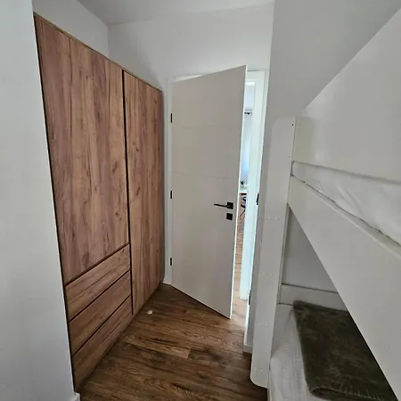 Asi Apartment Grebastica