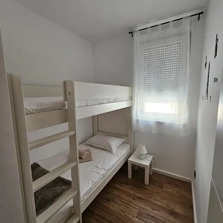 Apartment Asi Grebastica
