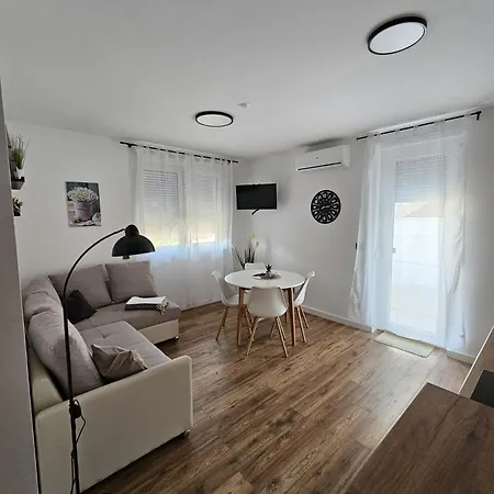 Asi Apartment